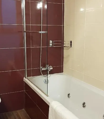 La Casa De Heracles كاديز